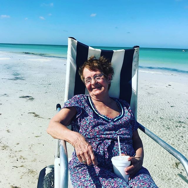 Enjoying a day at the beach thanks to our beach wheelchair rentals at Siesta Key. Http://www.siestakeybeachwheelchair.com  #siestakeypaddleboards #siesta #siestakey #cresentarms